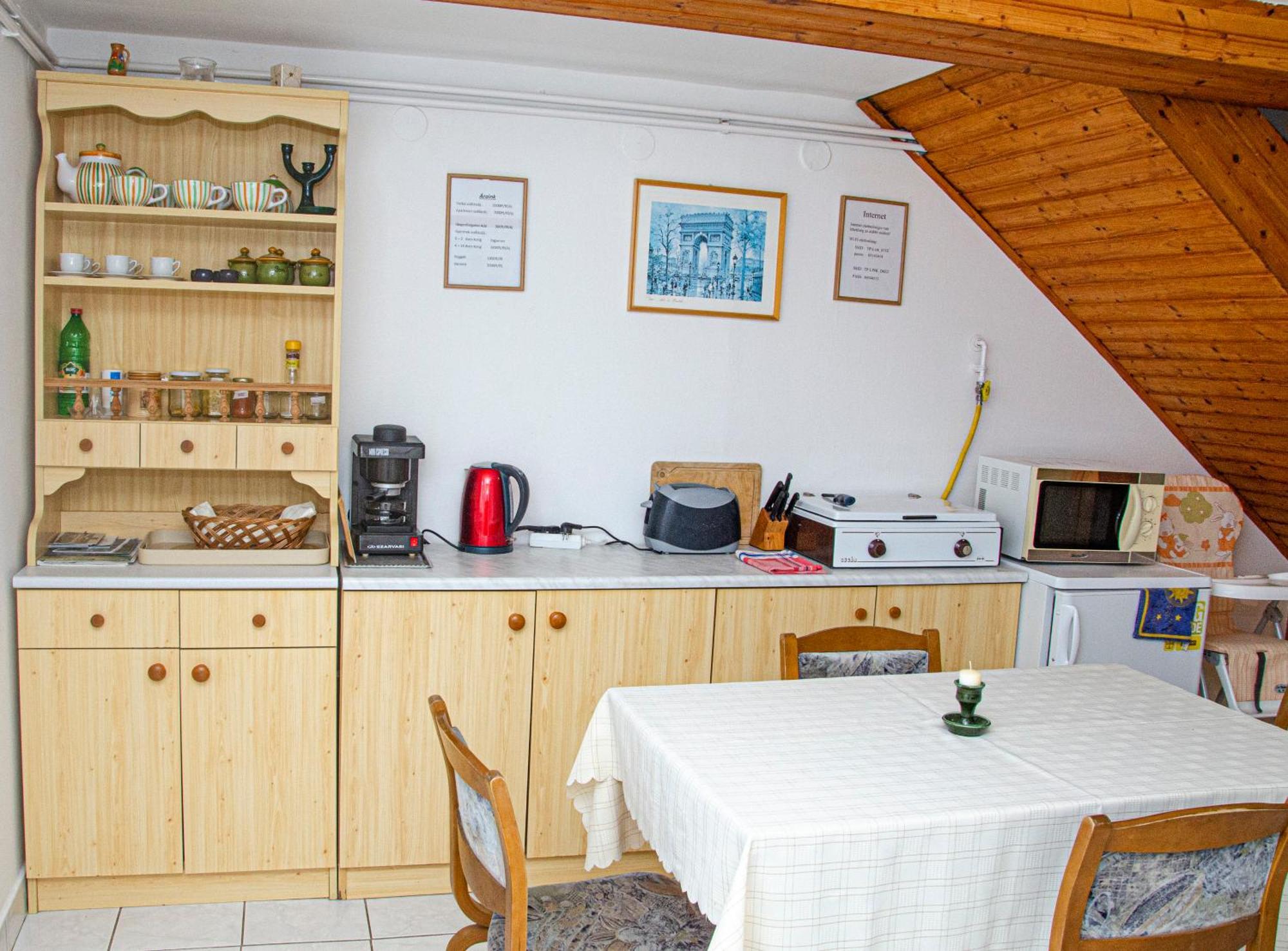 Hotel Banoporta Köveskál Zewnętrze zdjęcie
