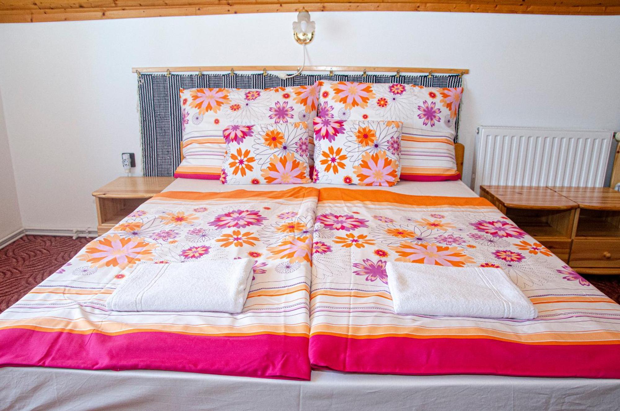 Hotel Banoporta Köveskál Zewnętrze zdjęcie